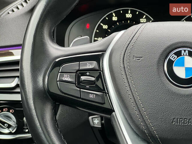 Серый БМВ 5 Серия, объемом двигателя 2 л и пробегом 111 тыс. км за 28300 $, фото 10 на Automoto.ua