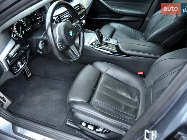 Серый БМВ 5 Серия, объемом двигателя 2.99 л и пробегом 212 тыс. км за 34500 $, фото 17 на Automoto.ua