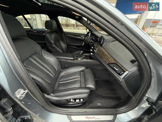 Сірий БМВ 5 Серія, об'ємом двигуна 2 л та пробігом 128 тис. км за 32500 $, фото 37 на Automoto.ua