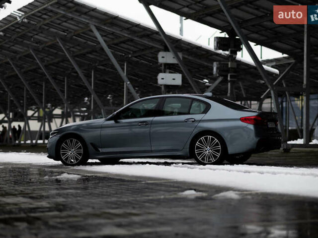 Сірий БМВ 5 Серія, об'ємом двигуна 3 л та пробігом 186 тис. км за 29100 $, фото 37 на Automoto.ua