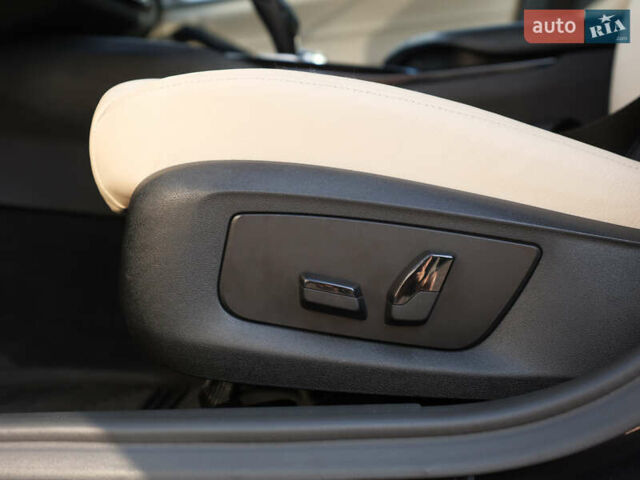 Серый БМВ 5 Серия, объемом двигателя 3 л и пробегом 186 тыс. км за 28999 $, фото 35 на Automoto.ua