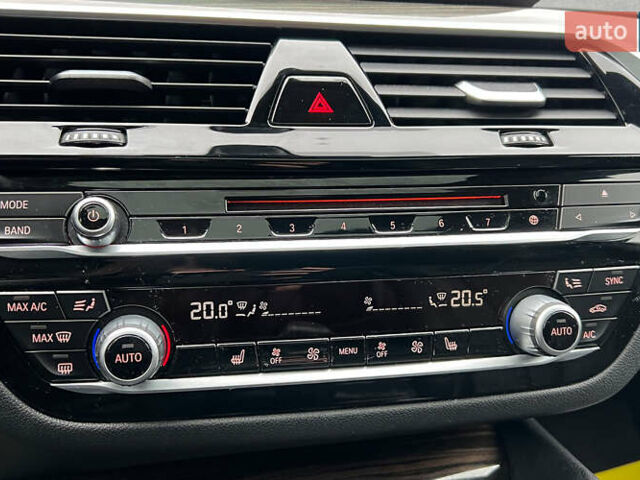 Серый БМВ 5 Серия, объемом двигателя 2 л и пробегом 111 тыс. км за 28300 $, фото 16 на Automoto.ua