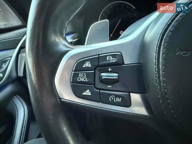 Серый БМВ 5 Серия, объемом двигателя 3 л и пробегом 139 тыс. км за 41400 $, фото 24 на Automoto.ua