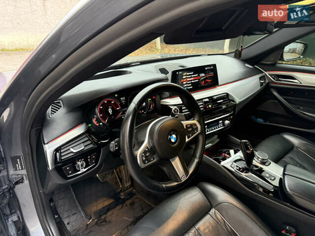 Серый БМВ 5 Серия, объемом двигателя 2.99 л и пробегом 205 тыс. км за 38700 $, фото 10 на Automoto.ua