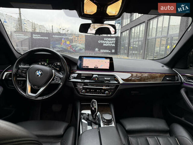 Сірий БМВ 5 Серія, об'ємом двигуна 3 л та пробігом 95 тис. км за 36999 $, фото 15 на Automoto.ua