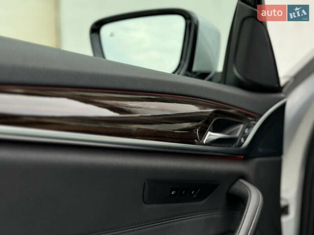 Сірий БМВ 5 Серія, об'ємом двигуна 2 л та пробігом 67 тис. км за 29600 $, фото 33 на Automoto.ua