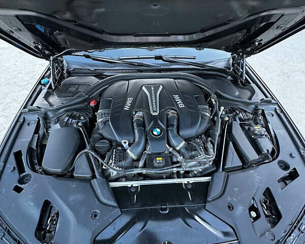 Серый БМВ 5 Серия, объемом двигателя 4.39 л и пробегом 98 тыс. км за 50000 $, фото 26 на Automoto.ua