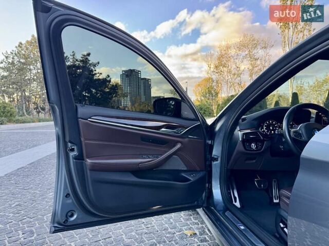 Серый БМВ 5 Серия, объемом двигателя 3 л и пробегом 59 тыс. км за 54999 $, фото 29 на Automoto.ua