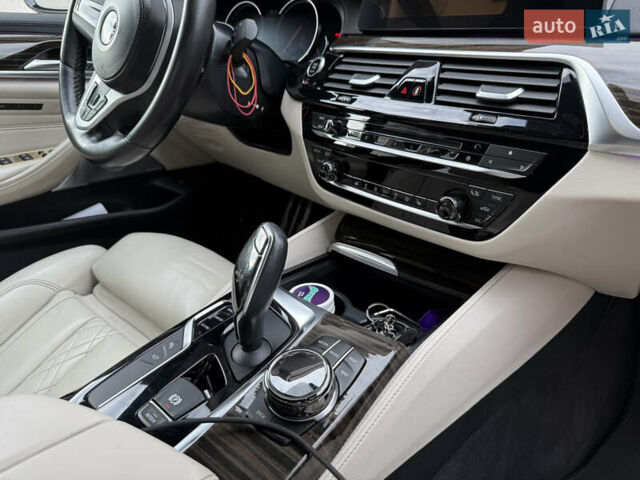 Сірий БМВ 5 Серія, об'ємом двигуна 0 л та пробігом 180 тис. км за 35000 $, фото 9 на Automoto.ua