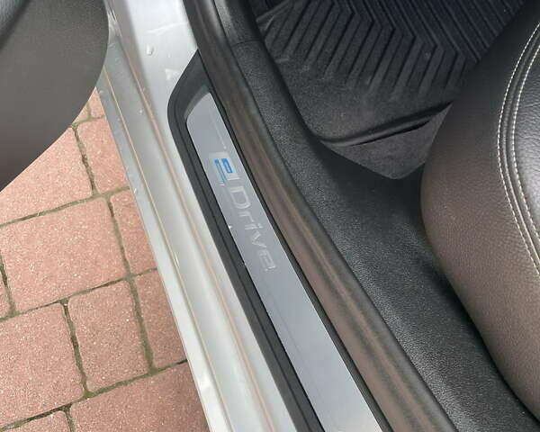 Серый БМВ 5 Серия, объемом двигателя 2 л и пробегом 80 тыс. км за 28000 $, фото 35 на Automoto.ua