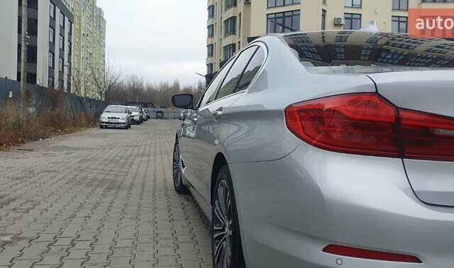 Серый БМВ 5 Серия, объемом двигателя 2 л и пробегом 72 тыс. км за 26600 $, фото 3 на Automoto.ua