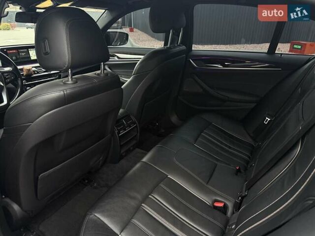 Серый БМВ 5 Серия, объемом двигателя 3 л и пробегом 116 тыс. км за 32500 $, фото 14 на Automoto.ua