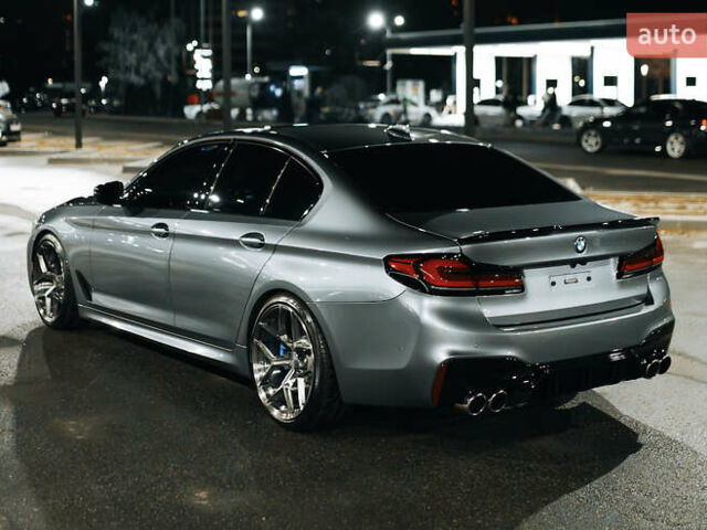 Серый БМВ 5 Серия, объемом двигателя 3 л и пробегом 59 тыс. км за 54999 $, фото 5 на Automoto.ua
