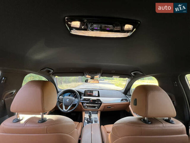 Серый БМВ 5 Серия, объемом двигателя 2 л и пробегом 195 тыс. км за 30000 $, фото 7 на Automoto.ua