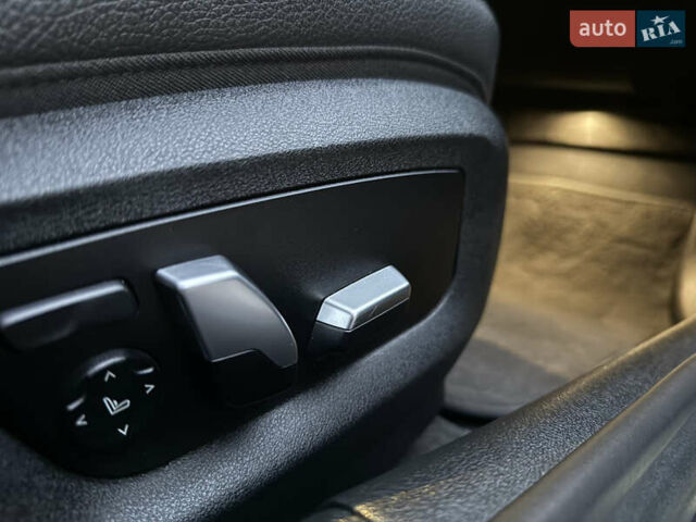 Серый БМВ 5 Серия, объемом двигателя 2 л и пробегом 154 тыс. км за 28599 $, фото 33 на Automoto.ua