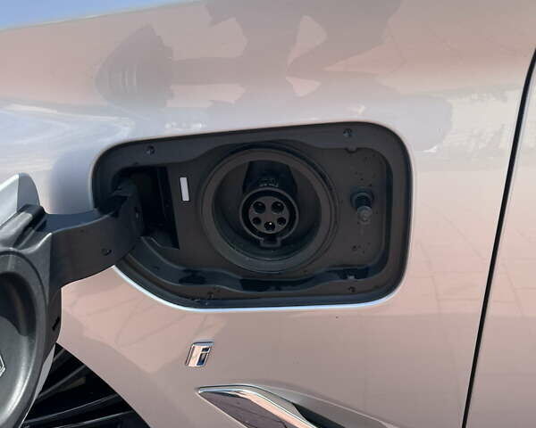 Серый БМВ 5 Серия, объемом двигателя 2 л и пробегом 80 тыс. км за 28000 $, фото 23 на Automoto.ua