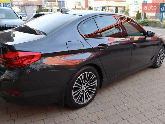 Серый БМВ 5 Серия, объемом двигателя 2 л и пробегом 74 тыс. км за 41900 $, фото 2 на Automoto.ua