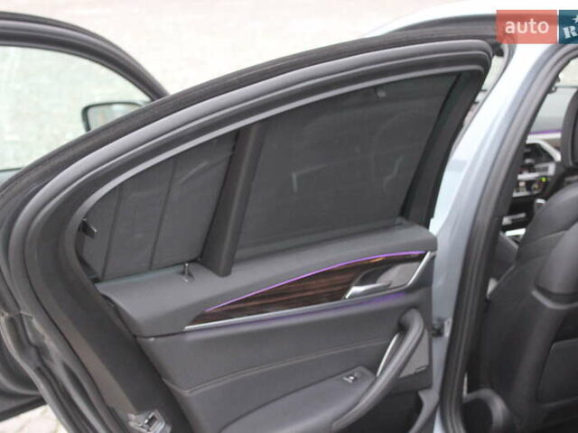 Серый БМВ 5 Серия, объемом двигателя 3 л и пробегом 95 тыс. км за 37999 $, фото 25 на Automoto.ua