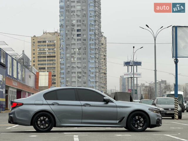 Серый БМВ 5 Серия, объемом двигателя 2.99 л и пробегом 158 тыс. км за 34500 $, фото 8 на Automoto.ua