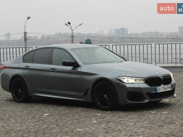 Серый БМВ 5 Серия, объемом двигателя 3 л и пробегом 95 тыс. км за 37999 $, фото 7 на Automoto.ua