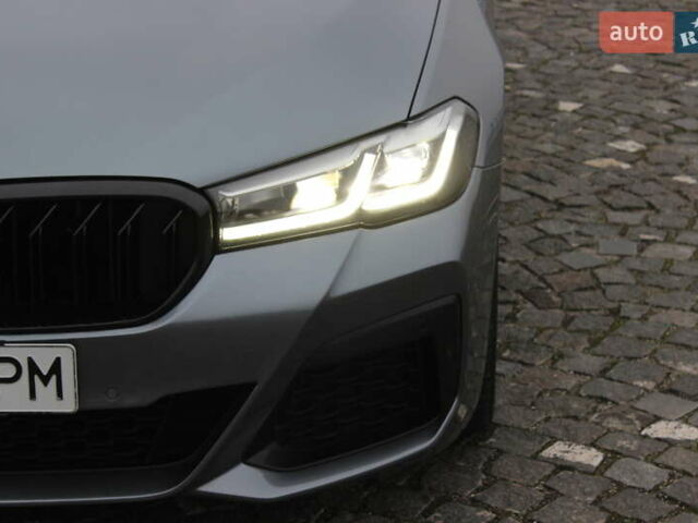 Серый БМВ 5 Серия, объемом двигателя 3 л и пробегом 95 тыс. км за 37999 $, фото 15 на Automoto.ua