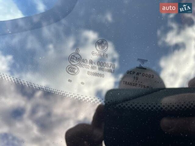 Серый БМВ 5 Серия, объемом двигателя 2.99 л и пробегом 178 тыс. км за 37700 $, фото 15 на Automoto.ua