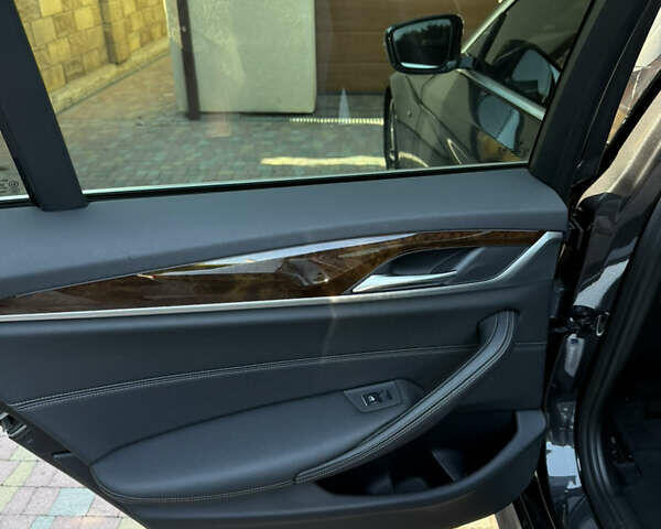 Сірий БМВ 5 Серія, об'ємом двигуна 3 л та пробігом 212 тис. км за 33000 $, фото 37 на Automoto.ua