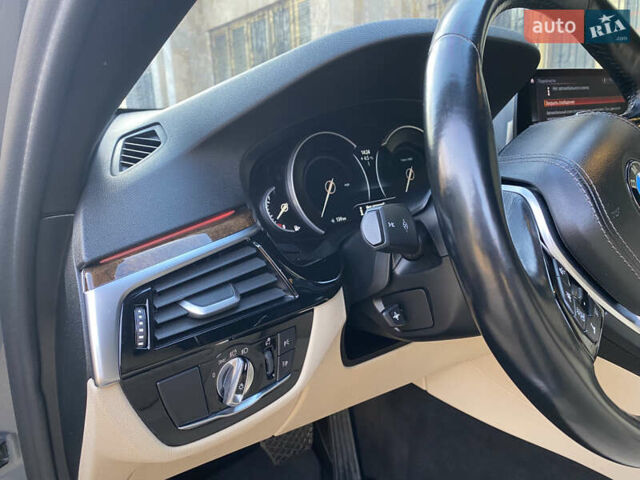 Серый БМВ 5 Серия, объемом двигателя 2 л и пробегом 160 тыс. км за 22950 $, фото 39 на Automoto.ua