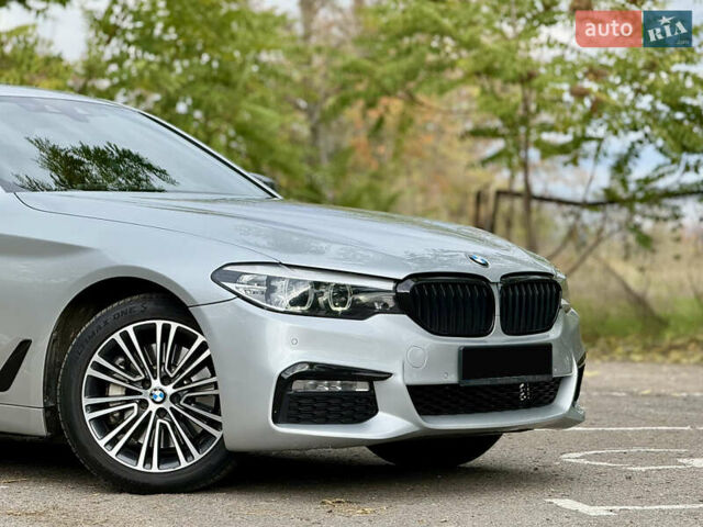 Сірий БМВ 5 Серія, об'ємом двигуна 2 л та пробігом 130 тис. км за 23900 $, фото 1 на Automoto.ua
