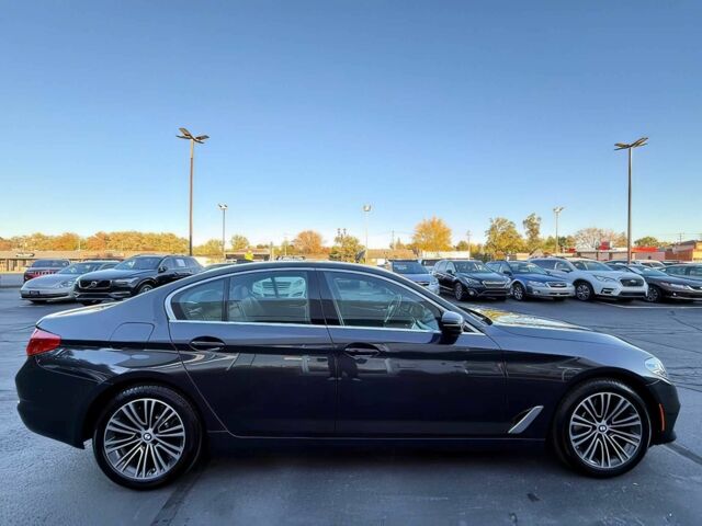 Серый БМВ 5 Серия, объемом двигателя 3 л и пробегом 46 тыс. км за 24000 $, фото 7 на Automoto.ua