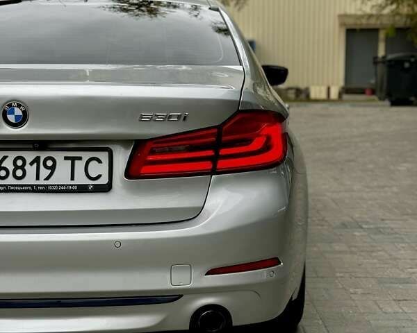 Серый БМВ 5 Серия, объемом двигателя 2 л и пробегом 130 тыс. км за 25500 $, фото 16 на Automoto.ua
