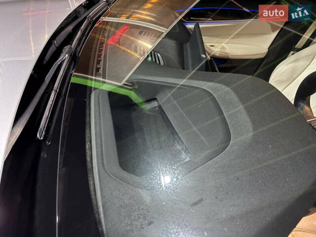 Сірий БМВ 5 Серія, об'ємом двигуна 3 л та пробігом 137 тис. км за 35000 $, фото 11 на Automoto.ua