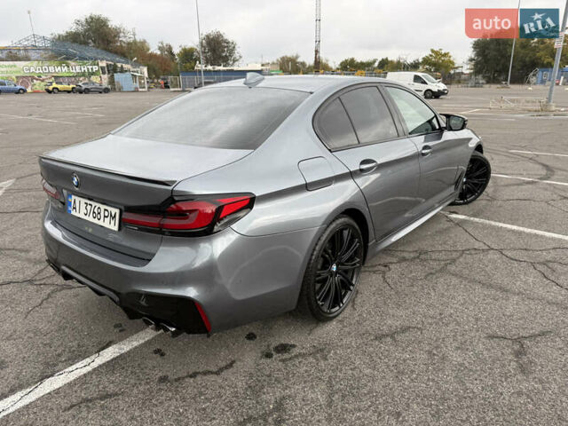 Серый БМВ 5 Серия, объемом двигателя 3 л и пробегом 94 тыс. км за 39000 $, фото 5 на Automoto.ua