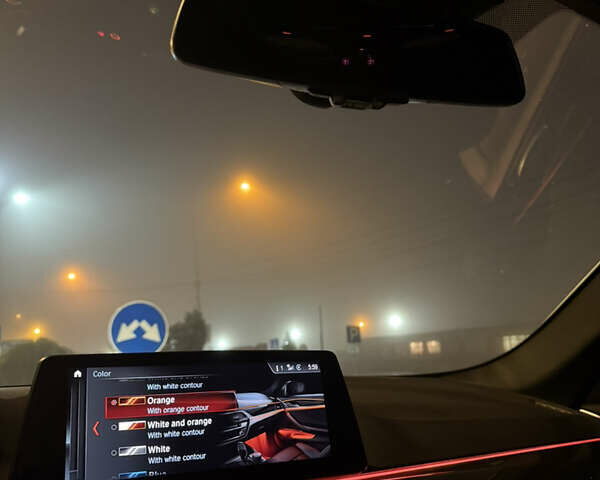 Сірий БМВ 5 Серія, об'ємом двигуна 3 л та пробігом 137 тис. км за 35000 $, фото 9 на Automoto.ua