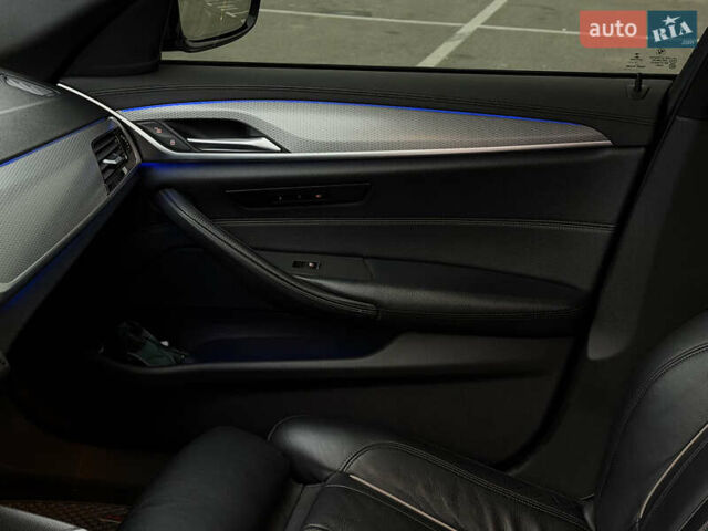 Серый БМВ 5 Серия, объемом двигателя 2.99 л и пробегом 158 тыс. км за 34500 $, фото 19 на Automoto.ua