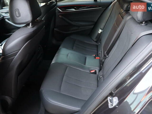 Серый БМВ 5 Серия, объемом двигателя 2 л и пробегом 74 тыс. км за 41900 $, фото 41 на Automoto.ua