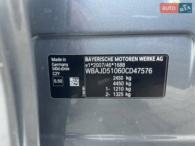 Серый БМВ 5 Серия, объемом двигателя 2.99 л и пробегом 178 тыс. км за 37700 $, фото 32 на Automoto.ua