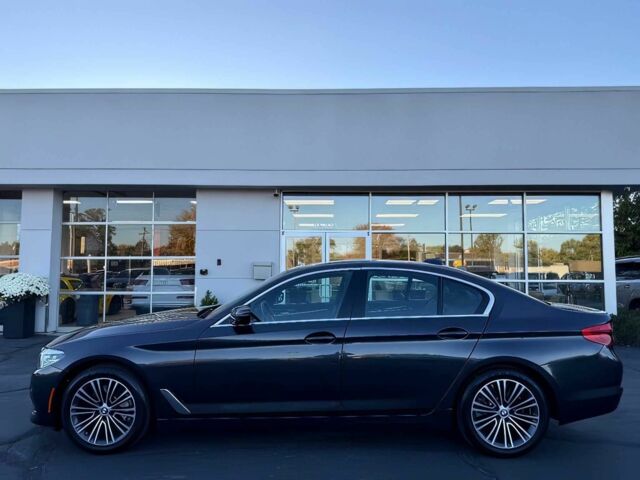 Серый БМВ 5 Серия, объемом двигателя 3 л и пробегом 46 тыс. км за 24000 $, фото 3 на Automoto.ua