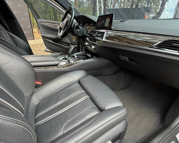 Серый БМВ 5 Серия, объемом двигателя 2 л и пробегом 113 тыс. км за 29800 $, фото 19 на Automoto.ua