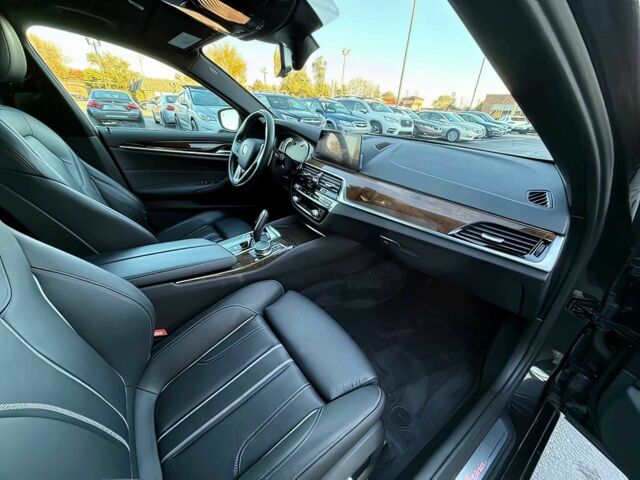 Серый БМВ 5 Серия, объемом двигателя 3 л и пробегом 46 тыс. км за 24000 $, фото 12 на Automoto.ua