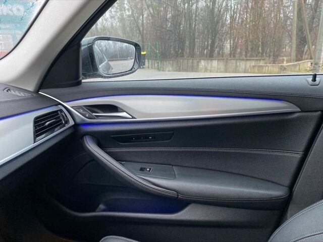 Серый БМВ 5 Серия, объемом двигателя 3 л и пробегом 240 тыс. км за 41000 $, фото 19 на Automoto.ua