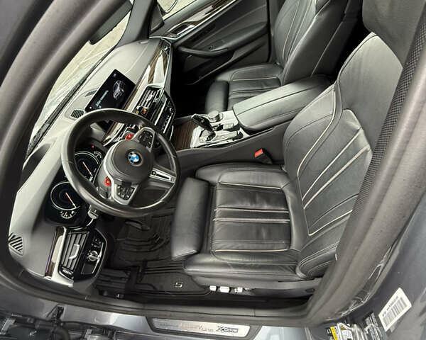 Серый БМВ 5 Серия, объемом двигателя 3 л и пробегом 94 тыс. км за 39000 $, фото 10 на Automoto.ua