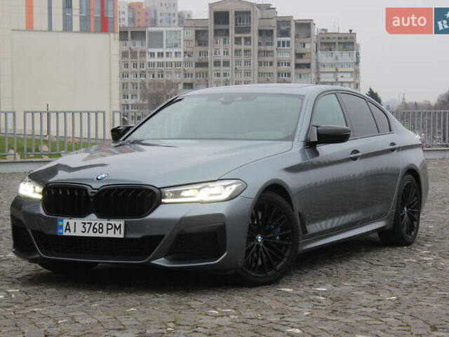 Серый БМВ 5 Серия, объемом двигателя 3 л и пробегом 95 тыс. км за 37999 $, фото 1 на Automoto.ua