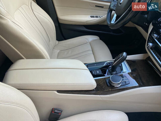 Серый БМВ 5 Серия, объемом двигателя 2 л и пробегом 160 тыс. км за 22950 $, фото 19 на Automoto.ua