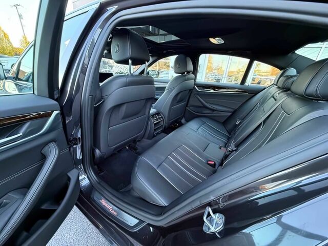 Серый БМВ 5 Серия, объемом двигателя 3 л и пробегом 46 тыс. км за 24000 $, фото 13 на Automoto.ua