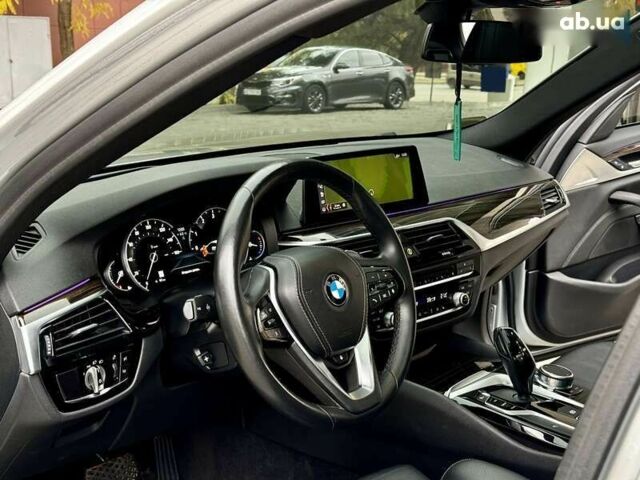 Серый БМВ 5 Серия, объемом двигателя 2 л и пробегом 130 тыс. км за 25500 $, фото 23 на Automoto.ua