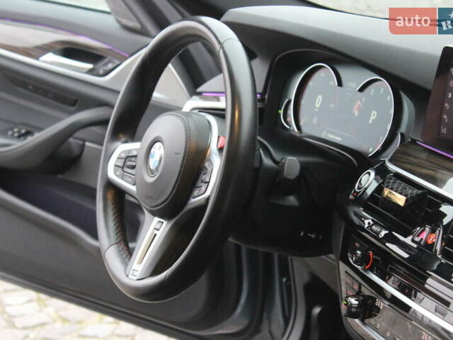 Серый БМВ 5 Серия, объемом двигателя 3 л и пробегом 95 тыс. км за 37999 $, фото 36 на Automoto.ua