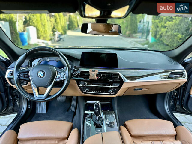 Серый БМВ 5 Серия, объемом двигателя 2 л и пробегом 97 тыс. км за 27500 $, фото 4 на Automoto.ua