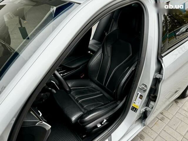 Серый БМВ 5 Серия, объемом двигателя 2 л и пробегом 130 тыс. км за 25500 $, фото 24 на Automoto.ua