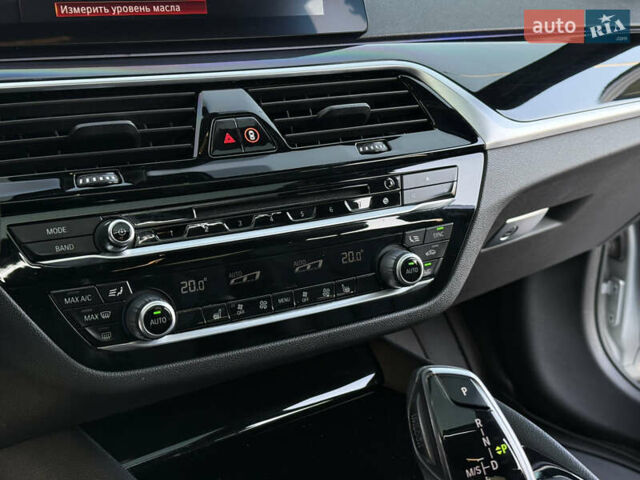 Серый БМВ 5 Серия, объемом двигателя 2 л и пробегом 82 тыс. км за 24999 $, фото 13 на Automoto.ua